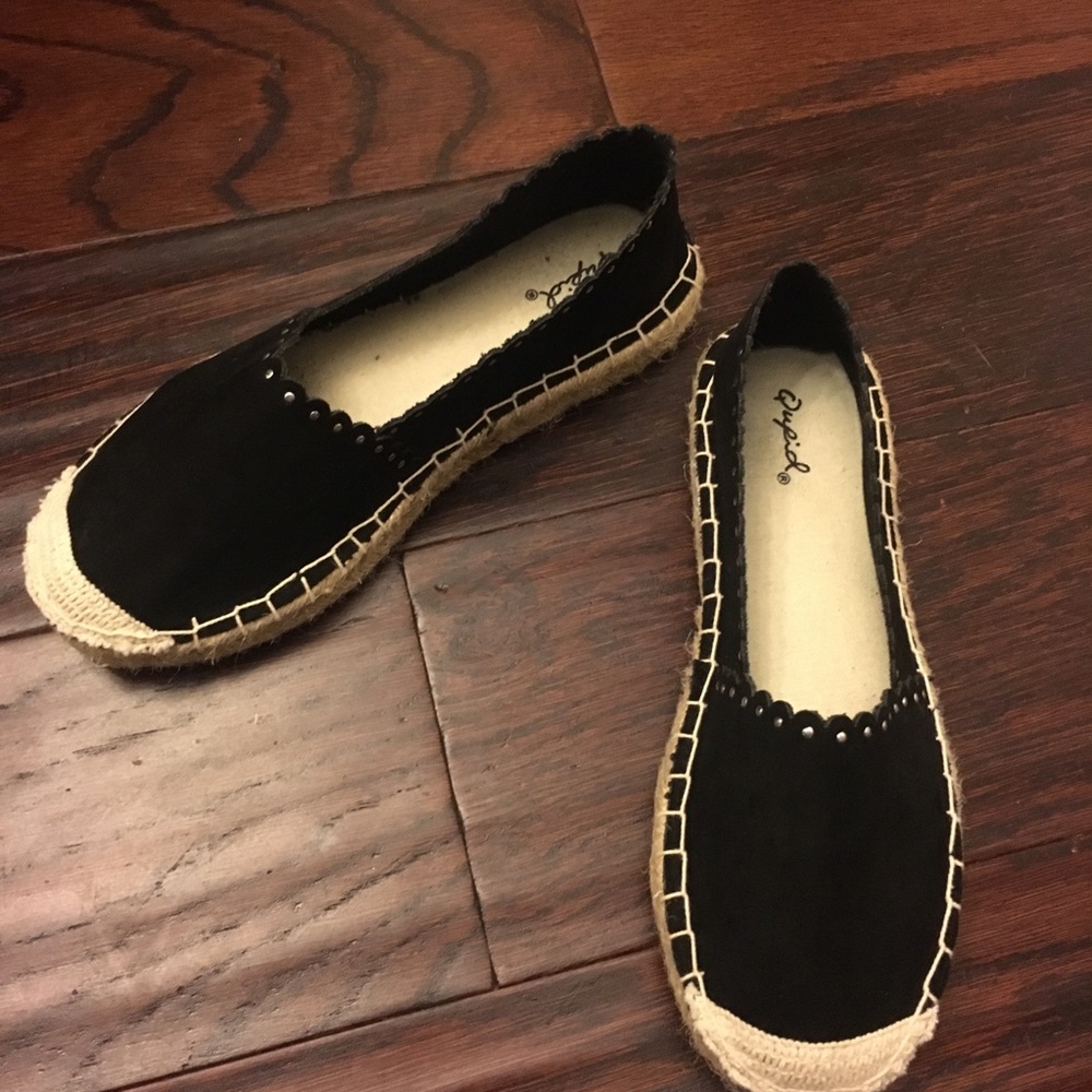 Adorable Espadrilles size 7.5